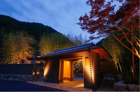 湯山荘 阿讃琴南