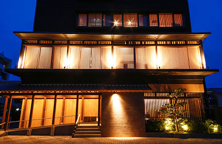 湊小宿 海の薫とAWAJISHIMA